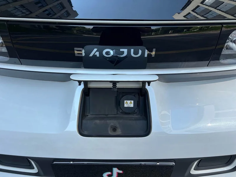 Baojun E300 — фото 4