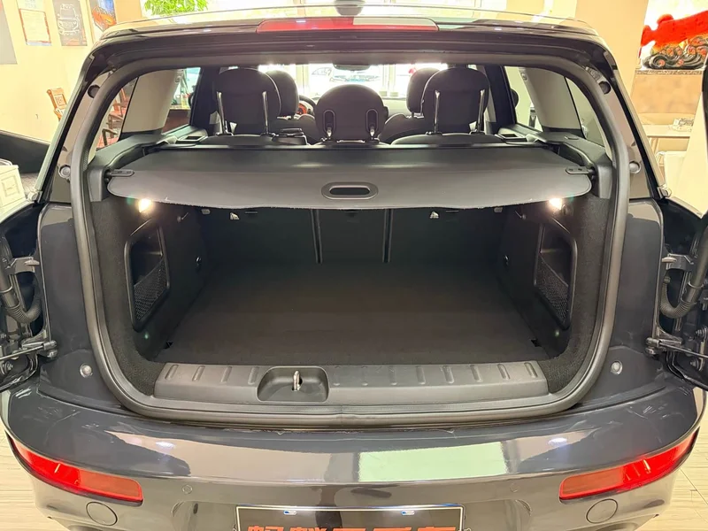 MINI CLUBMAN — фото 19