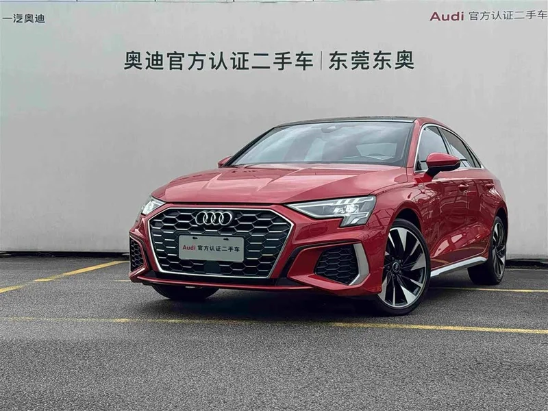 Audi A3 — фото 1
