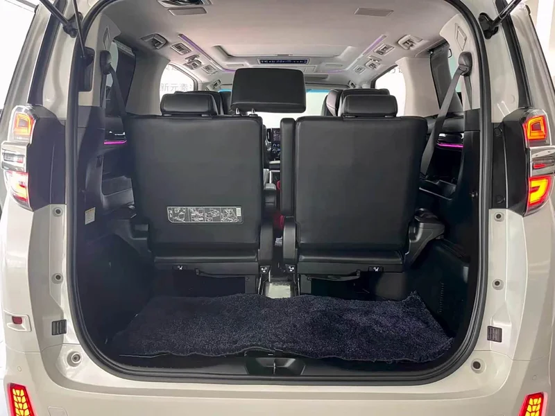 Toyota Vellfire — фото 9
