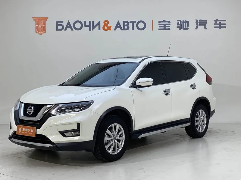 Nissan X-Trail — фото 1