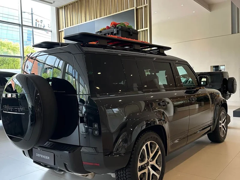 Land Rover Defender — фото 8