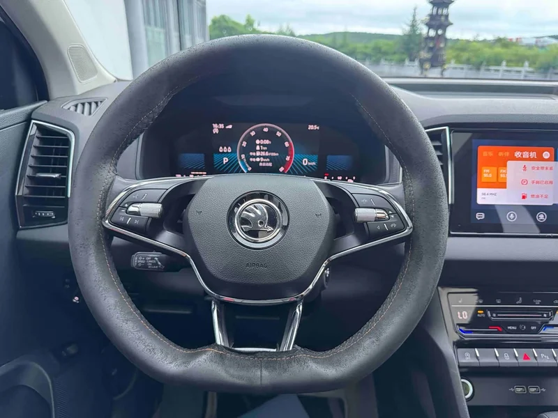 Skoda Karoq — фото 15