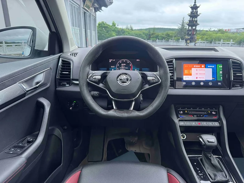 Skoda Karoq — фото 16