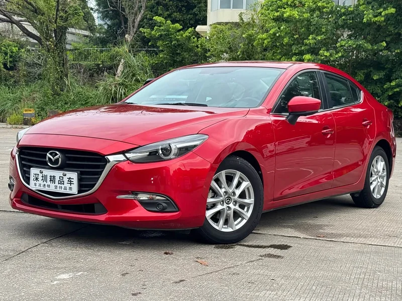 Mazda 3 Axela — фото 1