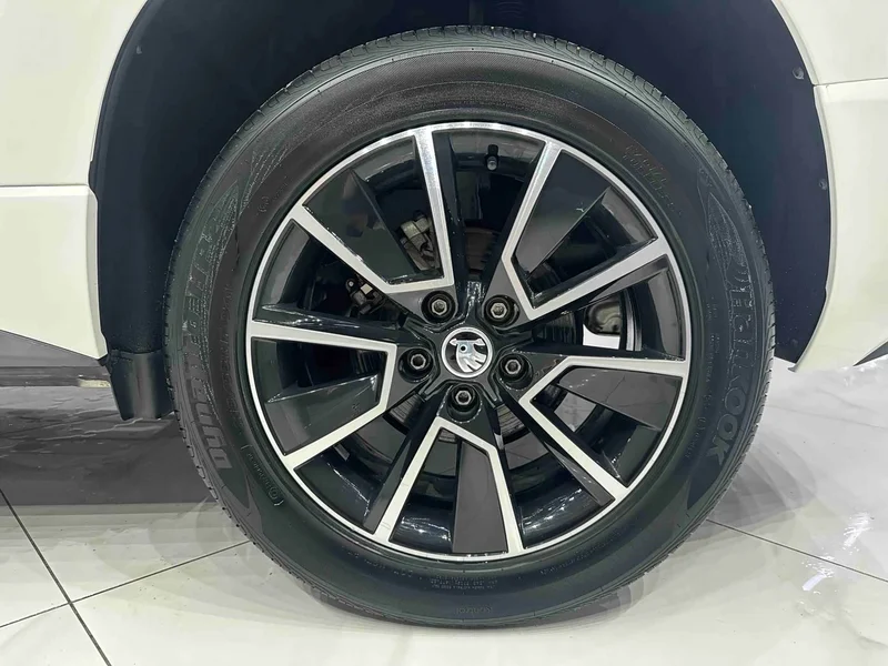 Skoda Karoq — фото 20