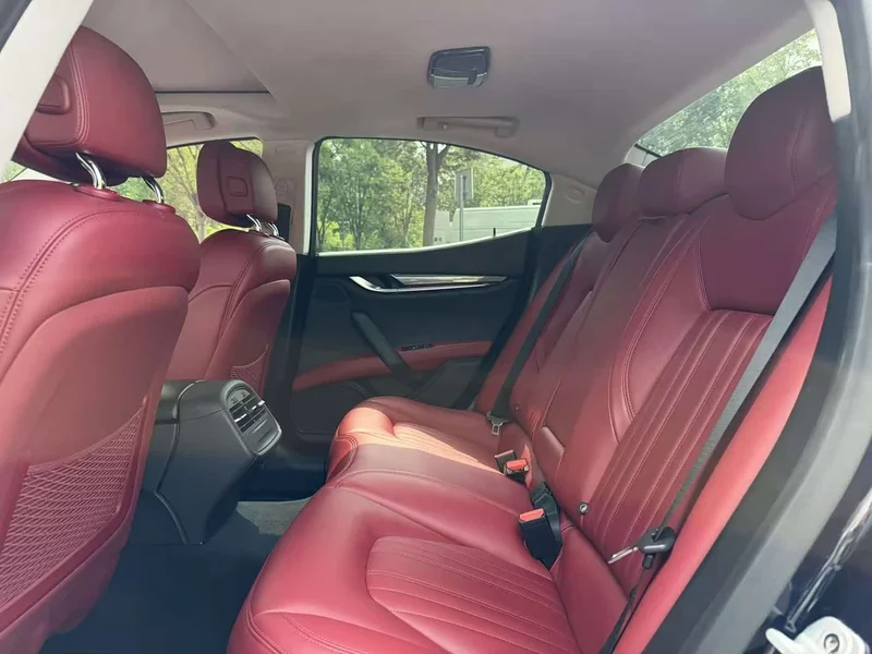 Maserati Ghibli — фото 14