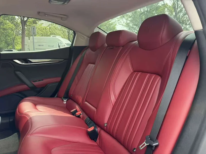 Maserati Ghibli — фото 15