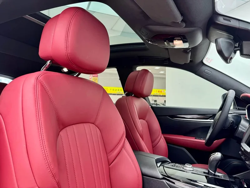 Maserati Levante — фото 15