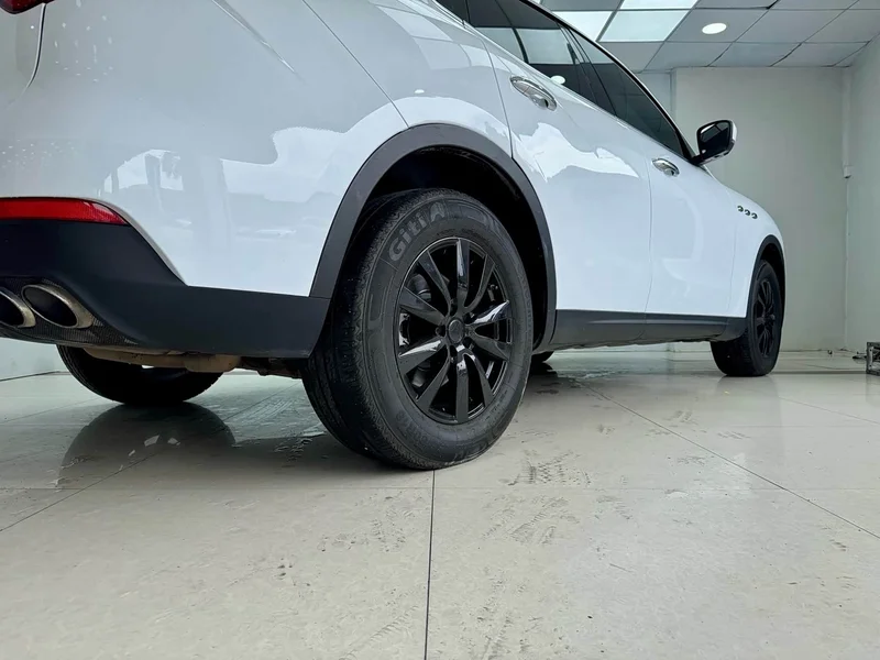 Maserati Levante — фото 18