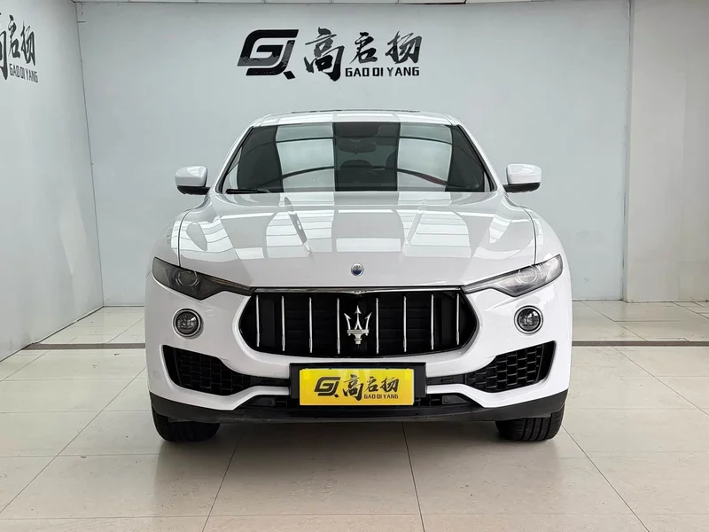 Maserati Levante — фото 2