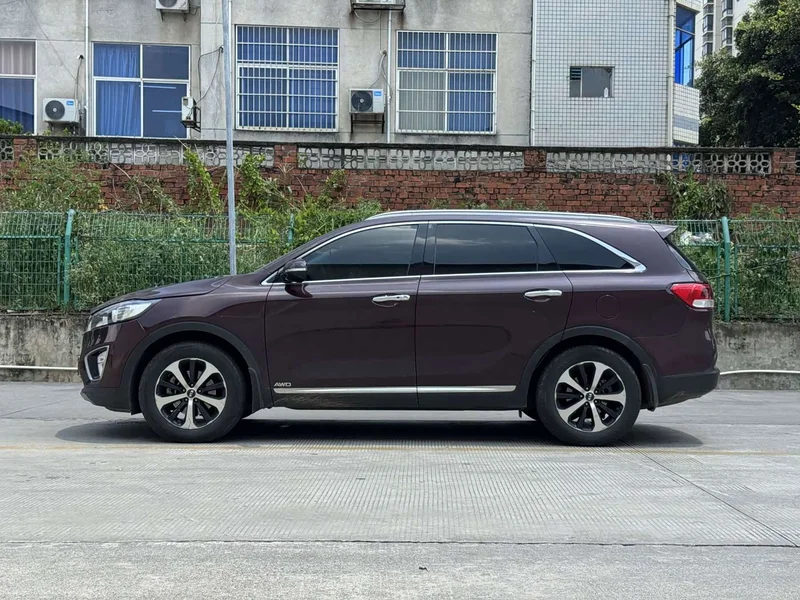 Kia Sorento — фото 2