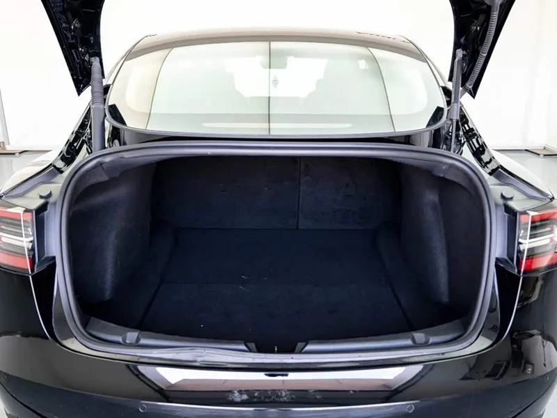 Tesla Model 3 — фото 22