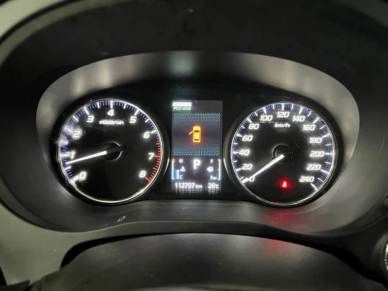 Mitsubishi Outlander — фото 20