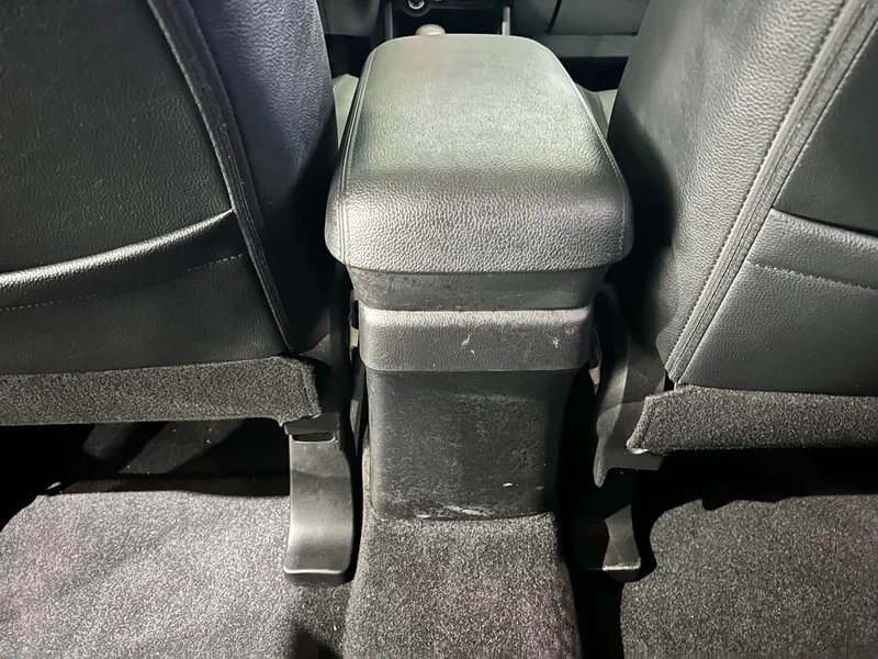 Mitsubishi Outlander — фото 27