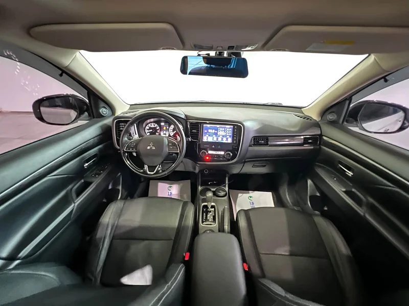 Mitsubishi Outlander — фото 28