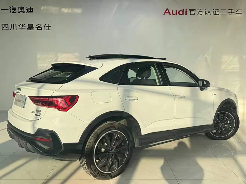Audi Q3 Sportback — фото 4