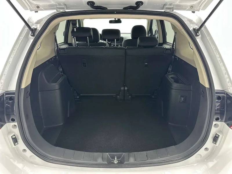 Mitsubishi Outlander — фото 17