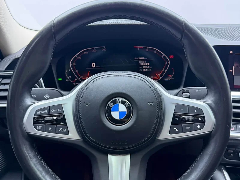 BMW 3-Series — фото 16