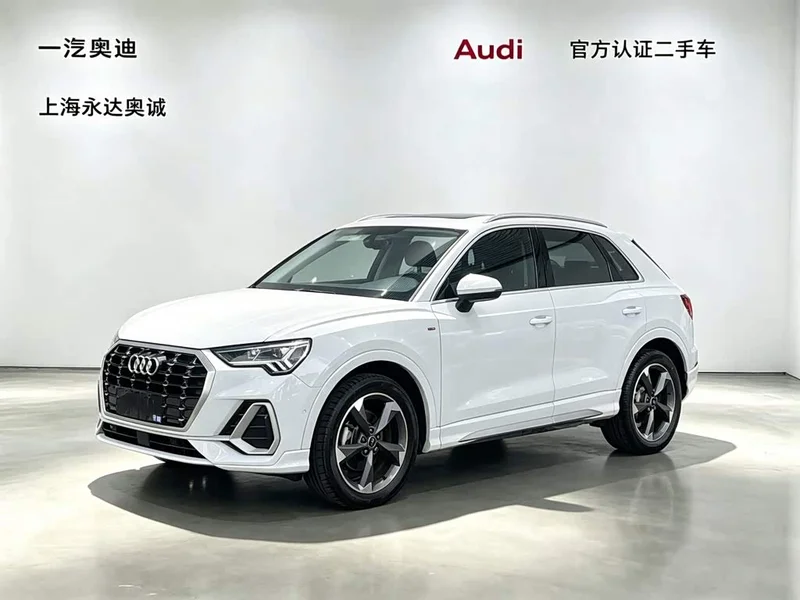 Audi Q3 — фото 1