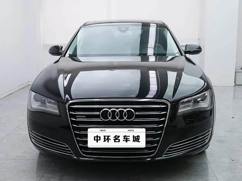 Audi A8 — фото 2