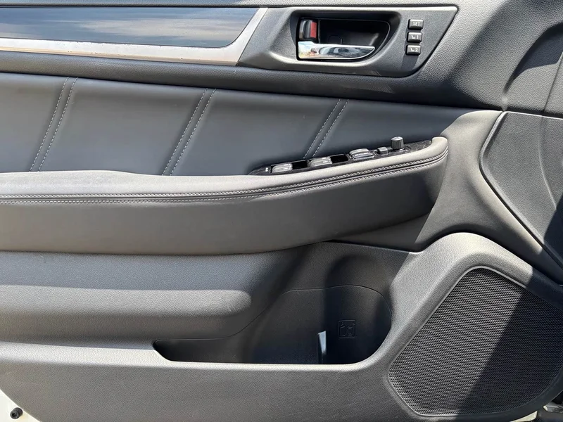 Subaru Outback — фото 18
