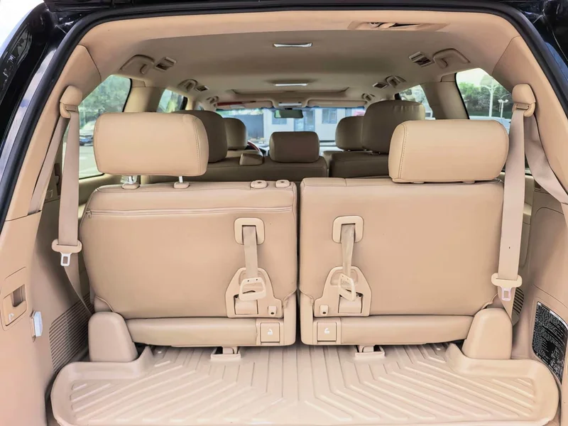 Toyota Land Cruiser (Imported) — фото 9