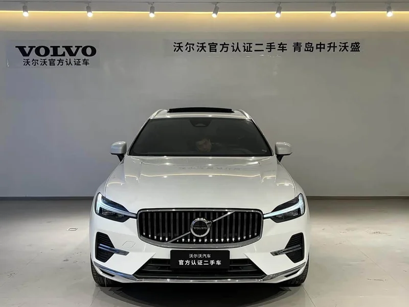 Volvo XC60 — фото 2