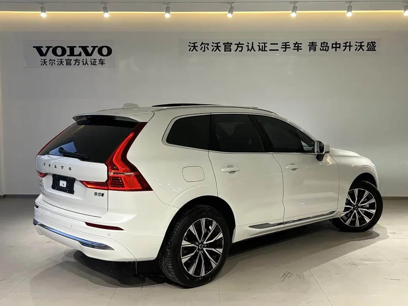 Volvo XC60 — фото 4
