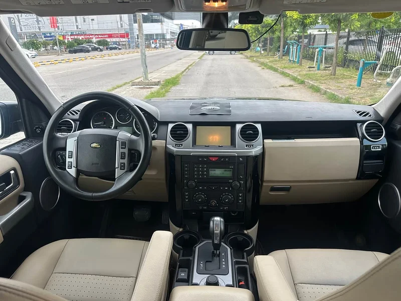 Land Rover Discovery — фото 13
