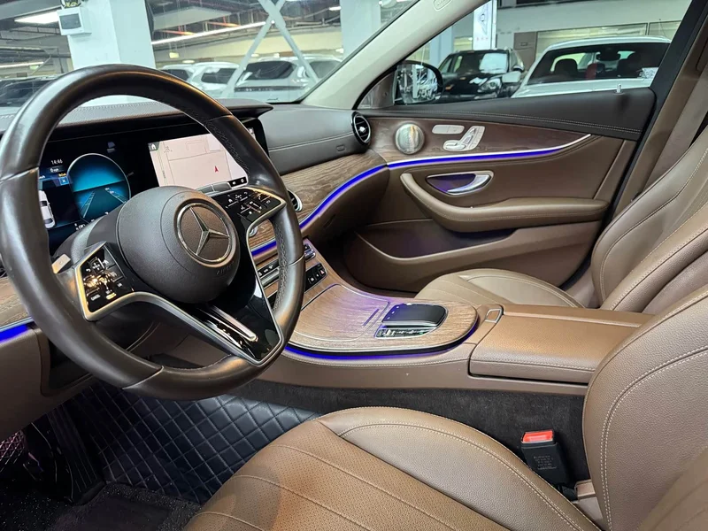 Mercedes-Benz E-Class — фото 5