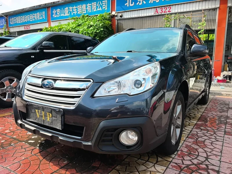 Subaru Outback — фото 1