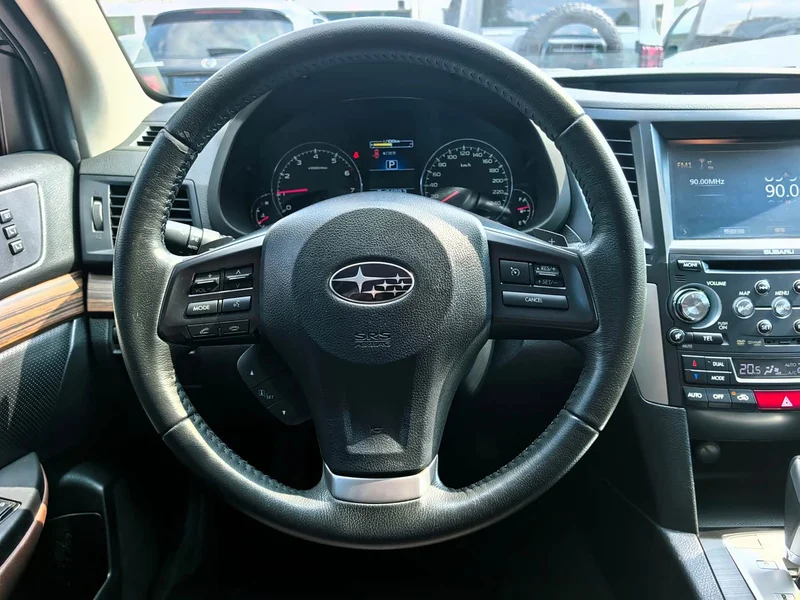 Subaru Outback — фото 13