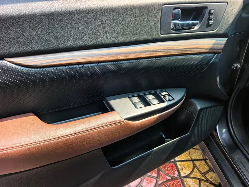 Subaru Outback — фото 4