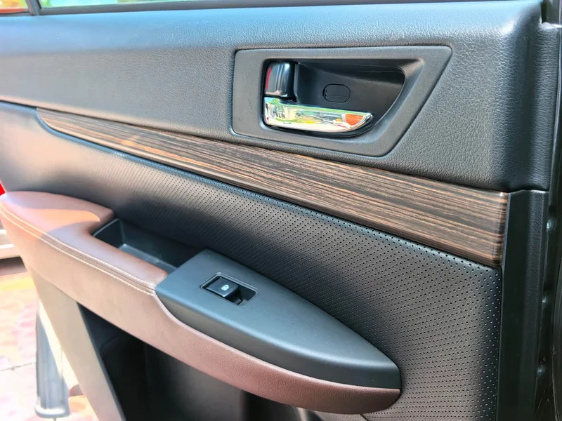 Subaru Outback — фото 5