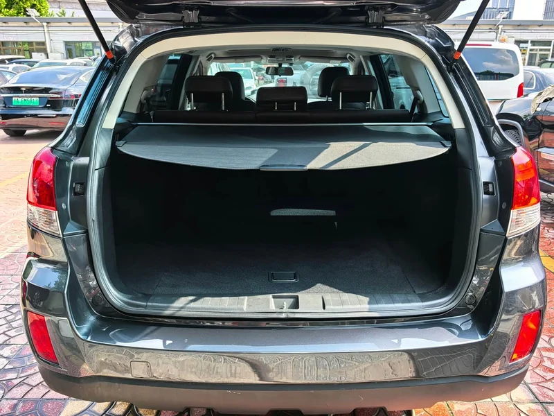 Subaru Outback — фото 6