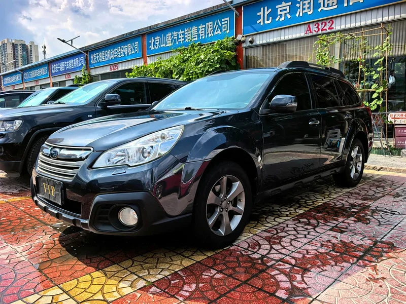 Subaru Outback — фото 8
