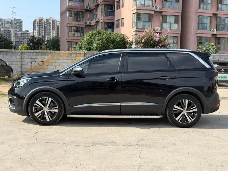 Peugeot 5008 — фото 3