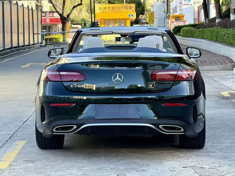 Mercedes-Benz E-Class (Imported) — фото 17
