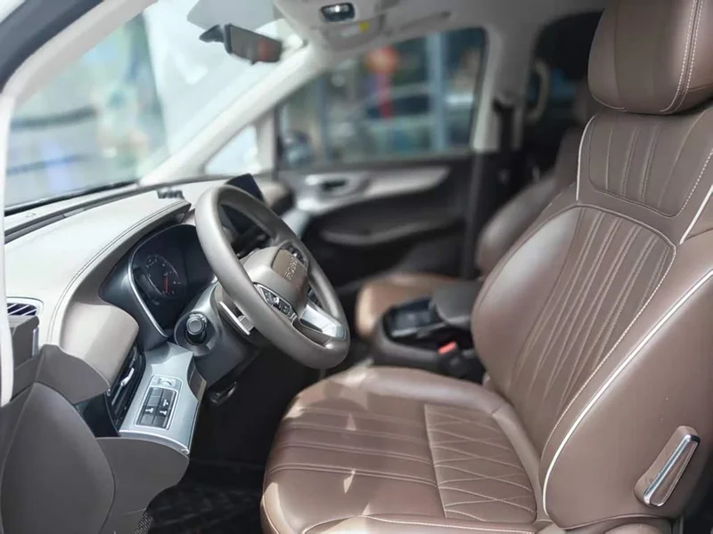 Roewe iMAX8 — фото 9