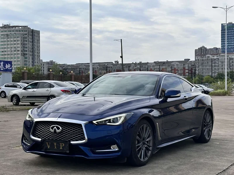 Infiniti Q60 — фото 1