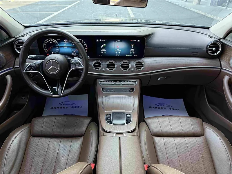 Mercedes-Benz E-Class — фото 15