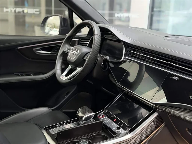 Audi SQ7 — фото 11