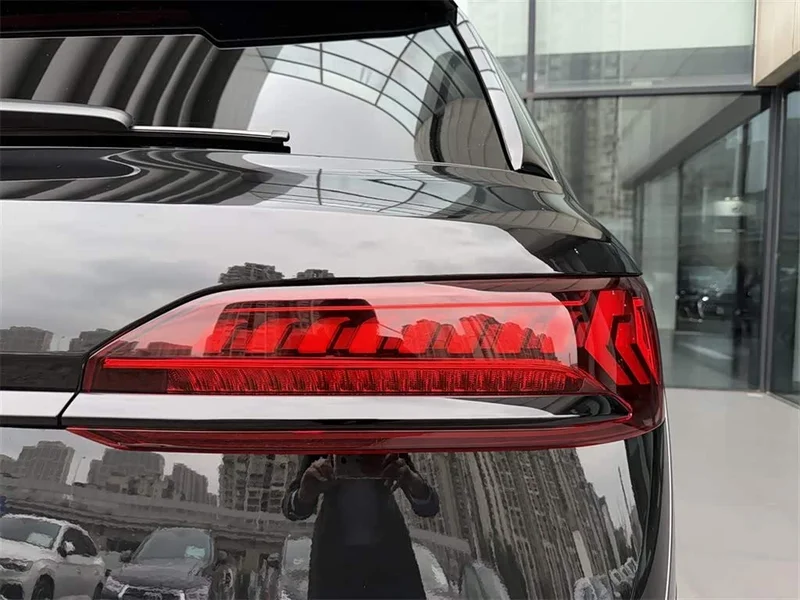 Audi SQ7 — фото 12