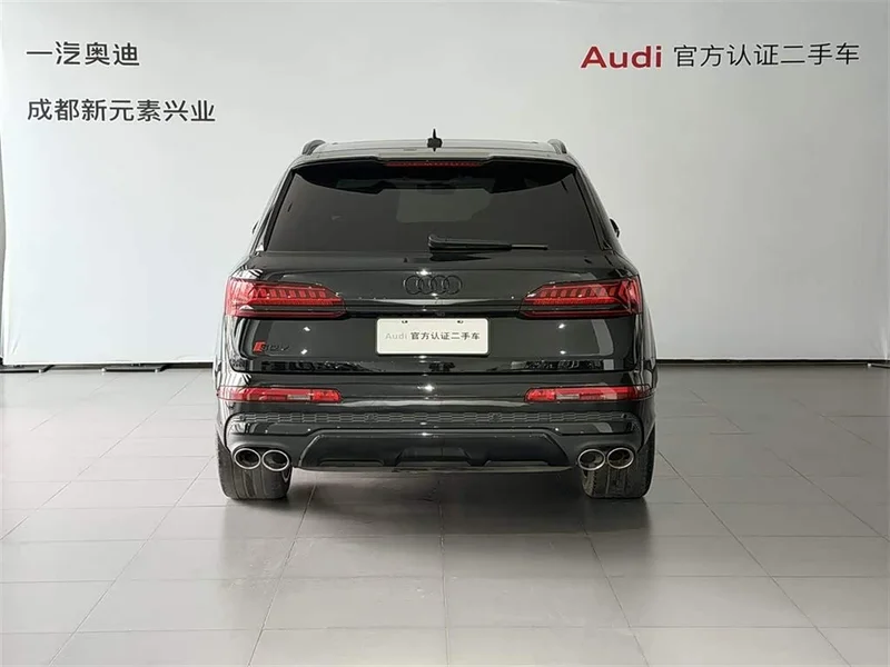 Audi SQ7 — фото 4