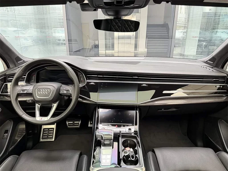 Audi SQ7 — фото 6