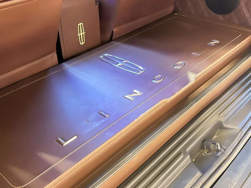 Lincoln Navigator — фото 12