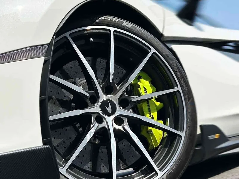 McLaren 600LT — фото 2