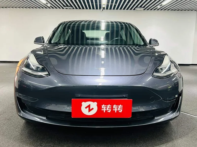 Tesla Model 3 — фото 2