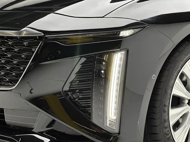 Cadillac CT6 — фото 17